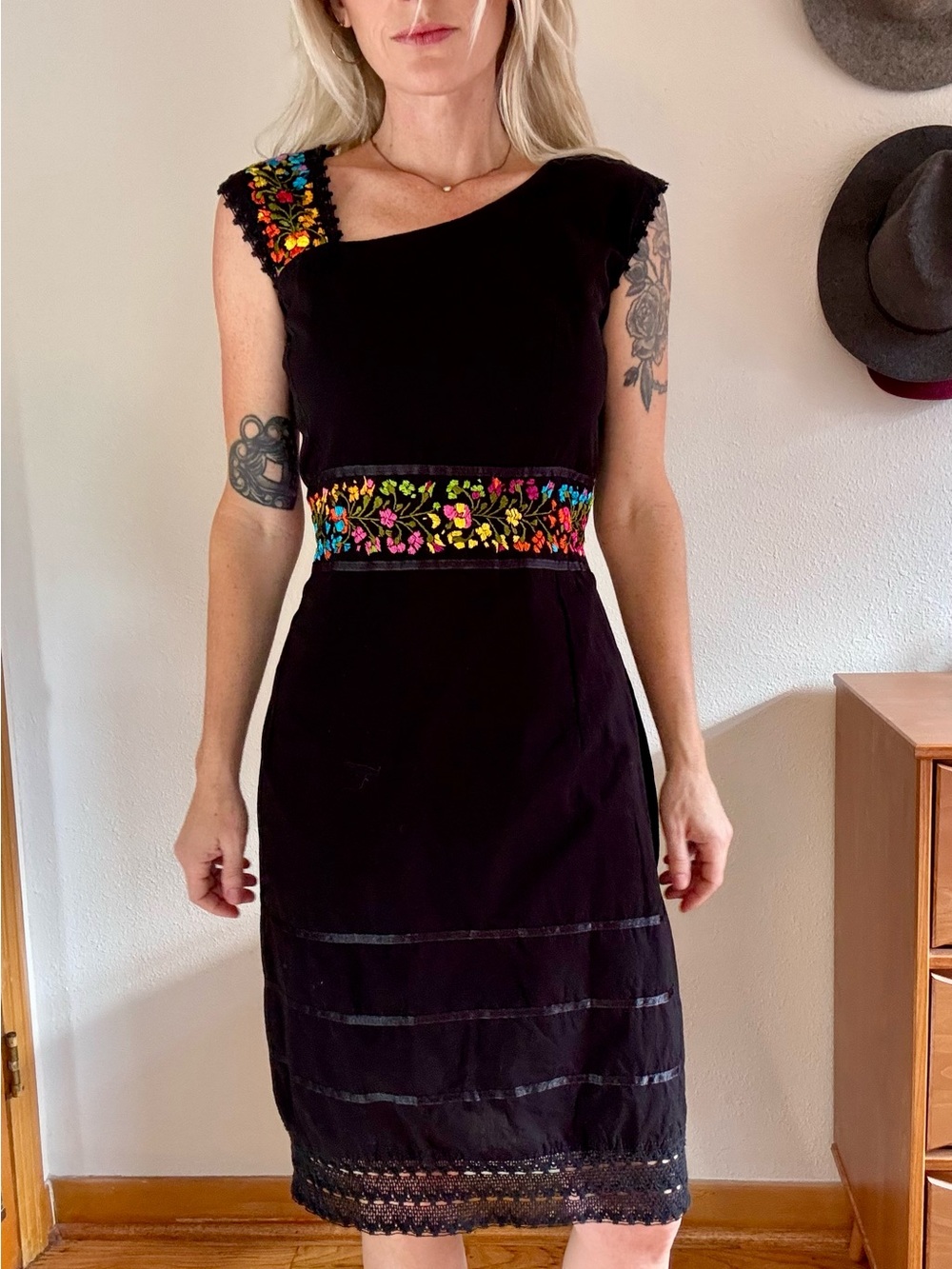 Black Mexican Embroidered Cotton Dress Hand Embroidered Floral Artisan Boho XS/S